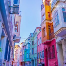 Istanbul Shoppers Paradise - Where East Meets West! ✨