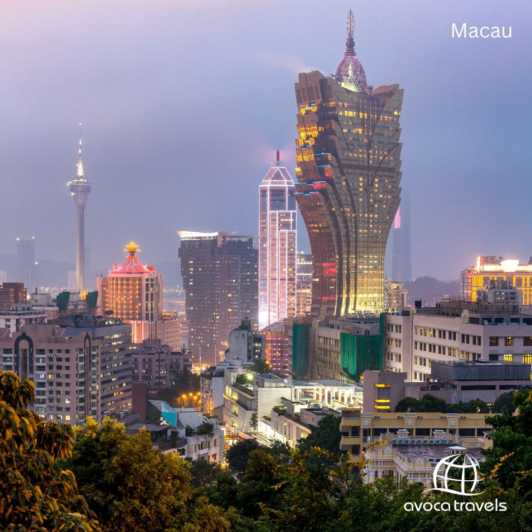 East Asia in Full Colour – Explore the Spirit of Hong Kong, the Grace of Macau, and the Pulse of Singapore